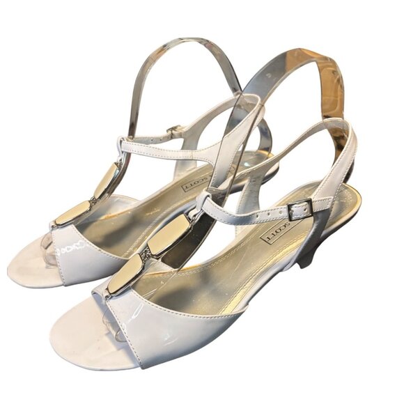 Laura Scott White Patent Leather Sandals With T-Strap Block Heel Size 8 - Picture 1 of 6